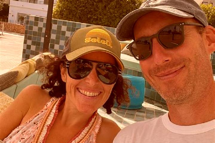 Escorts Pinet, Spain — Local Companions