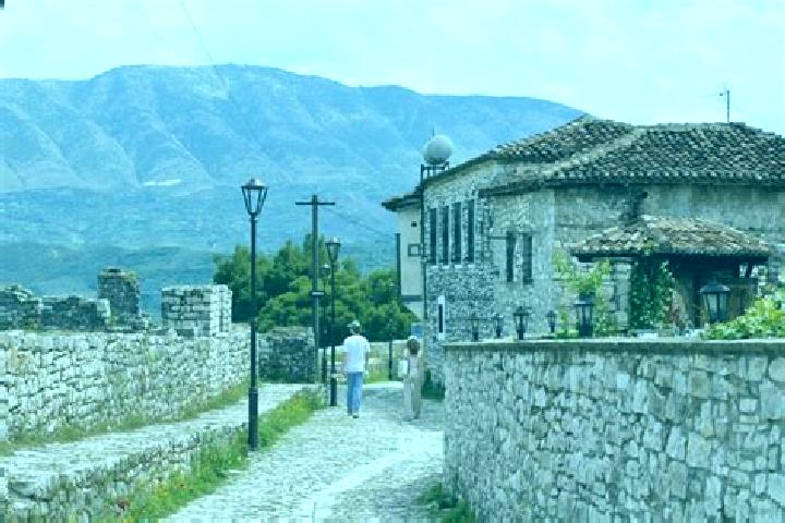Escorts Piskove, Albania — Local Companions