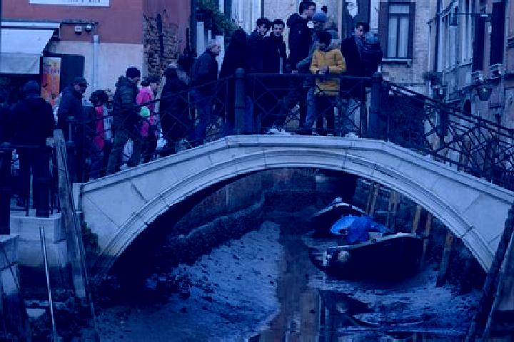 Escorts Piverone, Italy — Local Companions