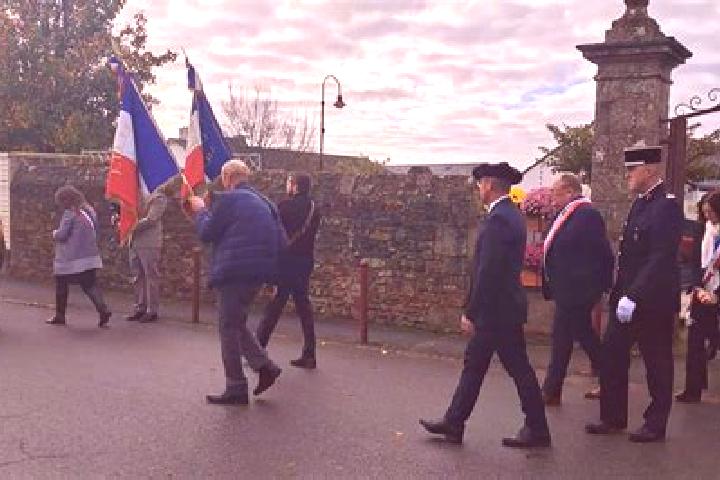 Escorts Plumelin, France — Local Companions
