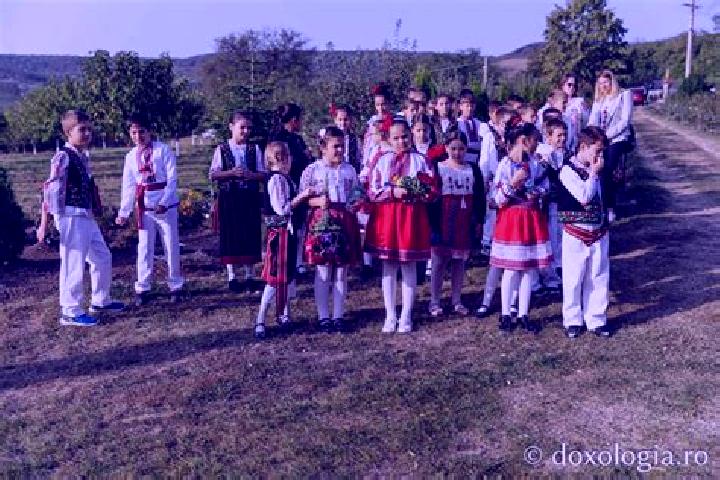 Escorts Podolenii de Sus, Romania — Local Companions