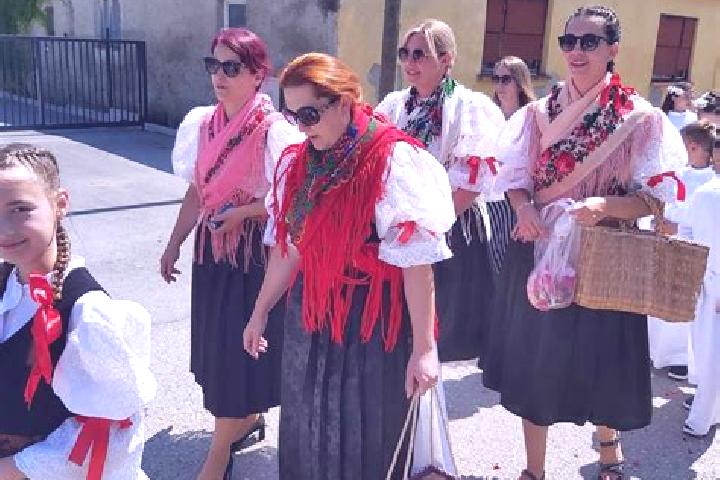 Escorts Podturen, Croatia — Local Companions