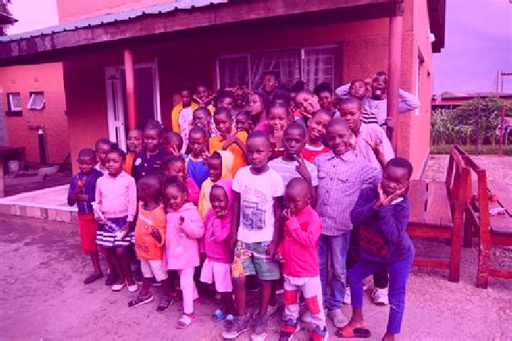 Escorts Pofadder, South Africa — Local Companions