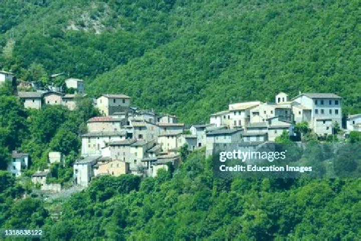Escorts Poggiodomo, Italy — Local Companions