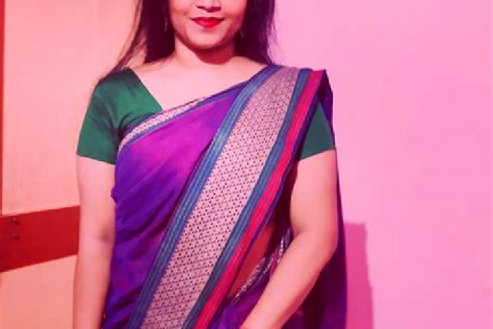 Escorts Ponmundam, India — Local Companions