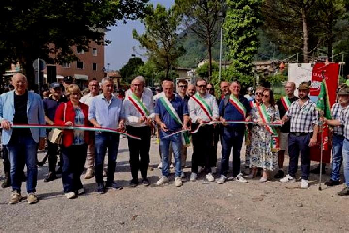 Escorts Ponte Caffaro, Italy — Local Companions