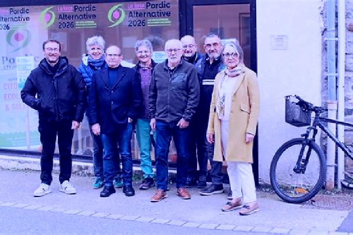 Escorts Pordic, France — Local Companions