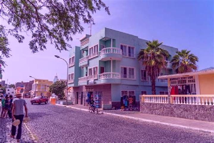 Escorts Porto Novo, Cape Verde — Local Companions