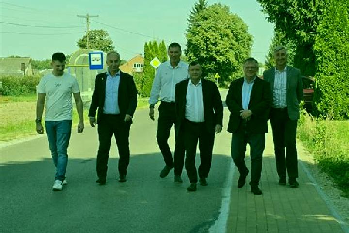 Escorts Potok Wielki, Poland — Local Companions