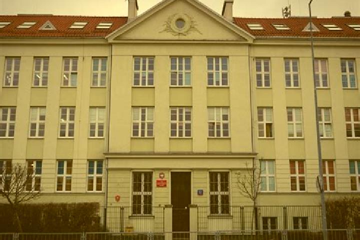 Escorts Powstancow Slaskich Zachod-Centrum Poludniow, Poland — Local Companions