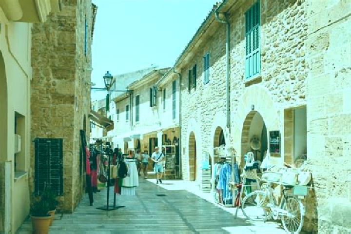 Escorts Pozoantiguo, Spain — Local Companions