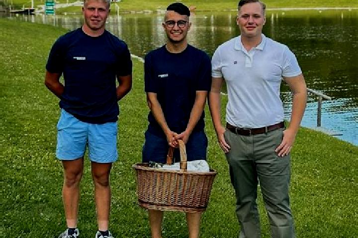 Escorts Pramet, Austria — Local Companions