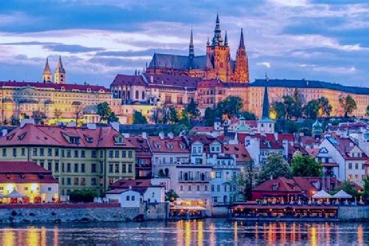 Escorts Pravlov, Czech Republic — Local Companions