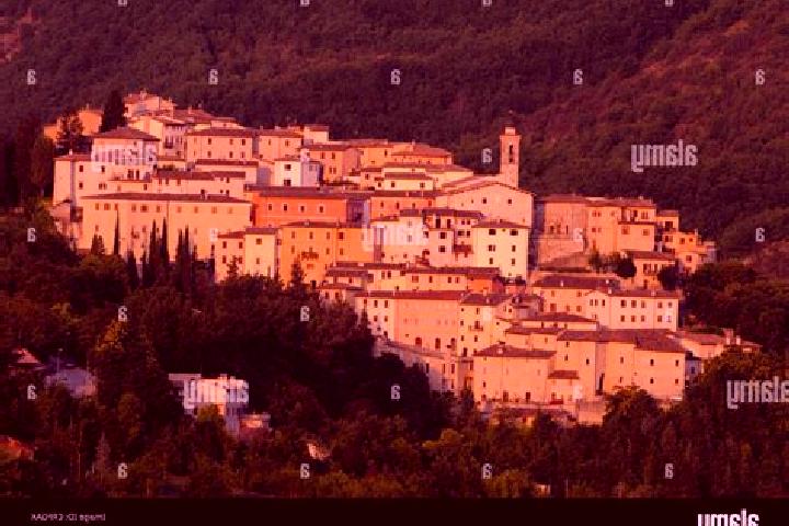 Escorts Preci, Italy — Local Companions