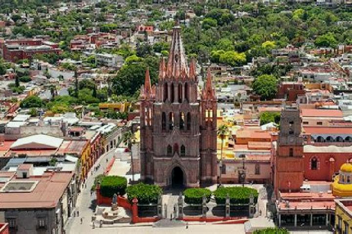 Escorts Presa Allende, Mexico — Local Companions