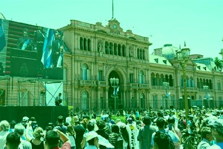 Escorts Primero de Mayo, Argentina — Local Companions