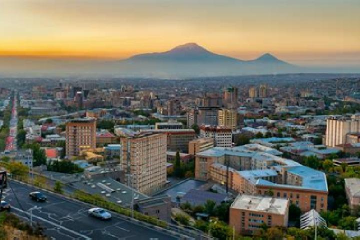 Escorts Ptghavan, Armenia — Local Companions