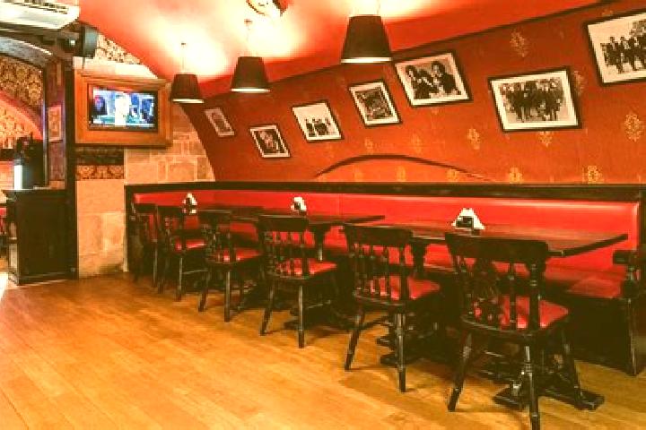 Escorts Pub - Dhaniram Pather, India — Local Companions