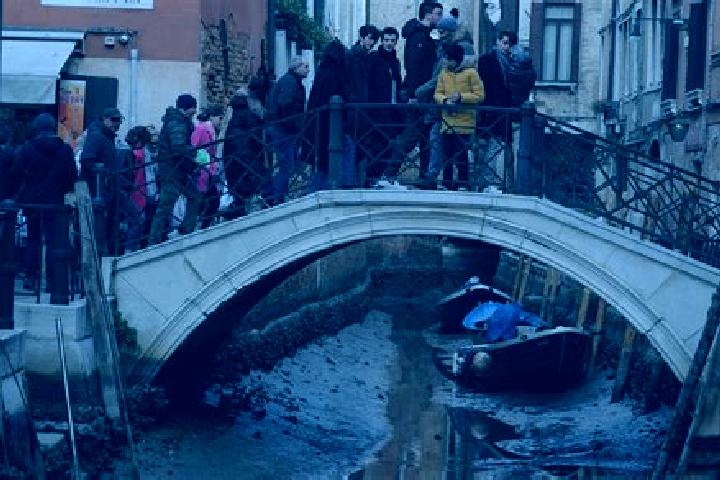 Escorts Pulfero, Italy — Local Companions