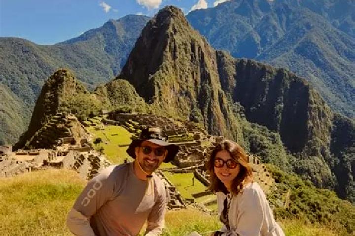 Escorts Pumahuasi, Peru — Local Companions