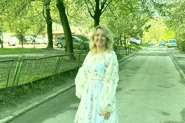 Escorts Pustomyty, Ukraine — Local Companions