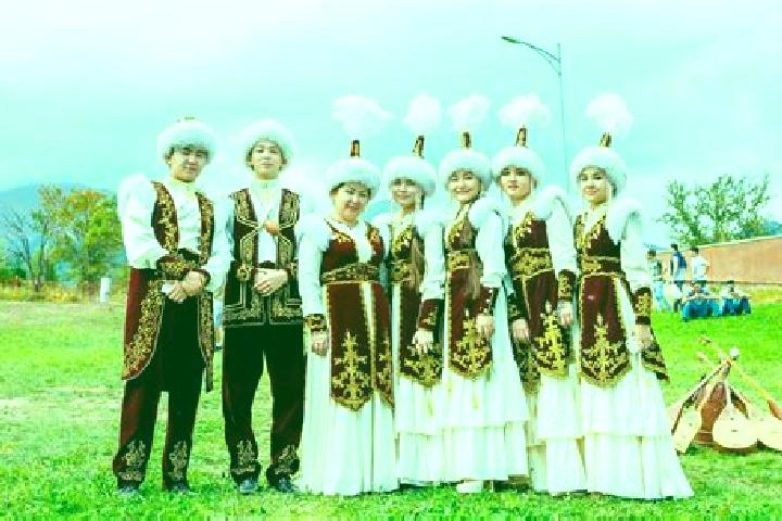 Escorts Qarqaraly, Kazakhstan — Local Companions
