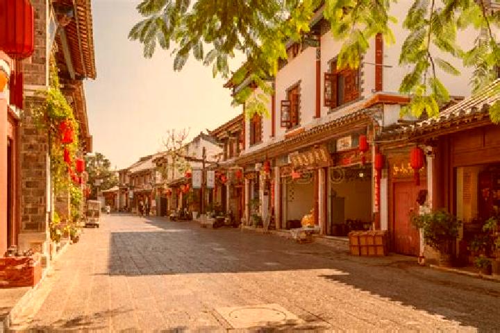 Escorts Qiansuo, China — Local Companions