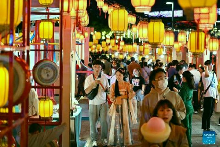 Escorts Qingyuan, China — Local Companions