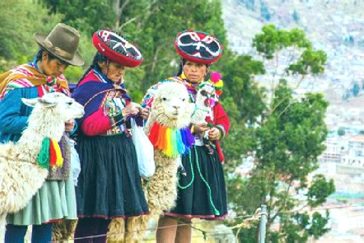 Escorts Quichuas, Peru — Local Companions