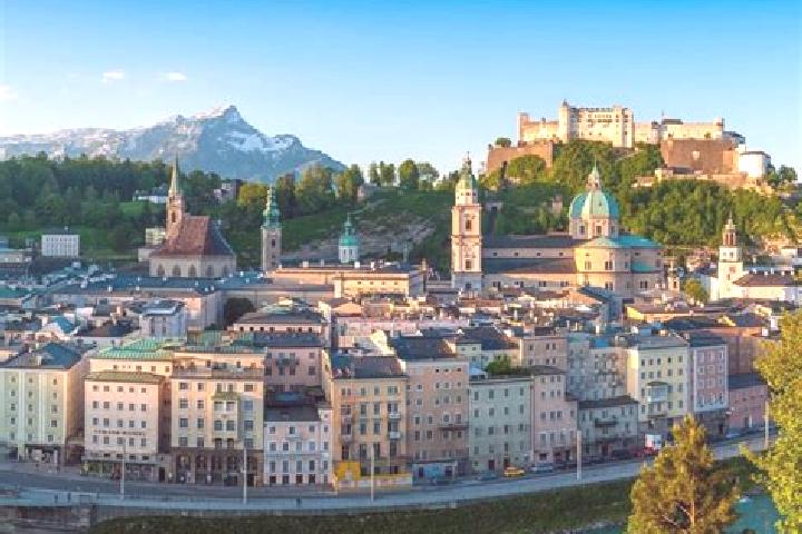Escorts Rainfeld, Austria — Local Companions