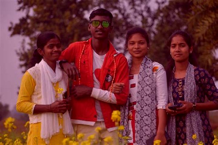 Escorts Rajgangpur, India — Local Companions