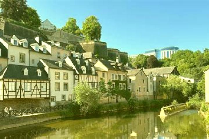 Escorts Rambrouch, Luxembourg — Local Companions