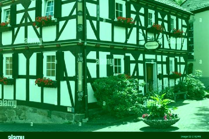 Escorts Ransbach-Baumbach, Germany — Local Companions