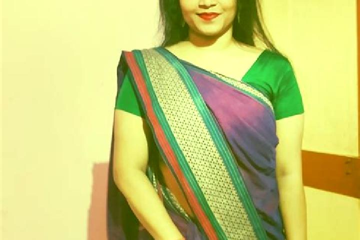 Escorts Raval, India — Local Companions