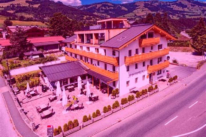 Escorts Reith bei Kitzbuehel, Austria — Local Companions