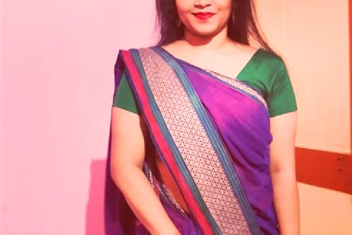 Escorts Renukut, India — Local Companions