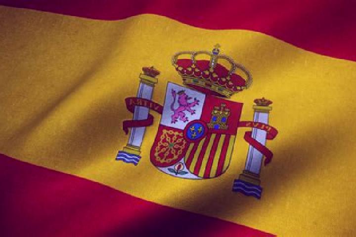 Escorts Reyero, Spain — Local Companions