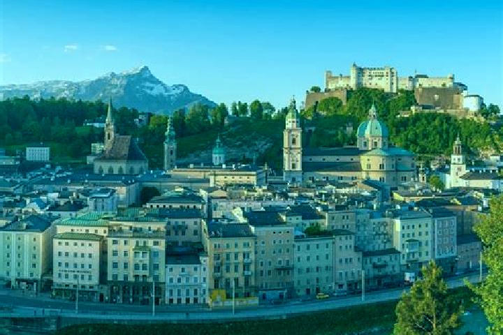 Escorts Riegersdorf, Austria — Local Companions