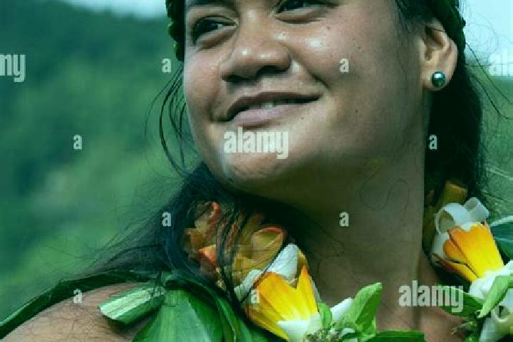 Escorts Rikitea, French Polynesia — Local Companions