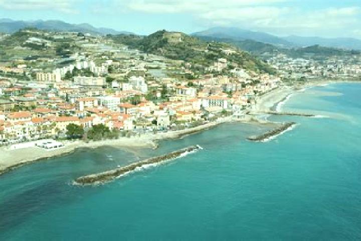 Escorts Riva Ligure, Italy — Local Companions