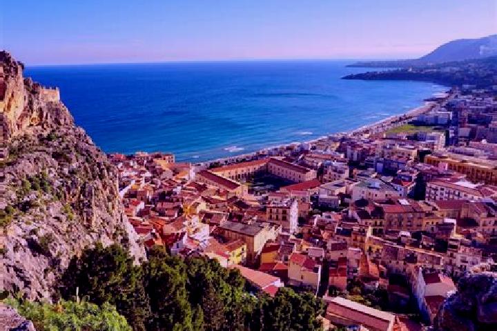 Escorts Rocca De Baldi, Italy — Local Companions