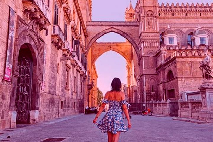 Escorts Rocchetta Cairo, Italy — Local Companions