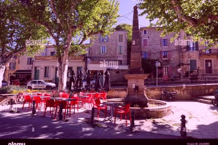 Escorts Rognes, France — Local Companions