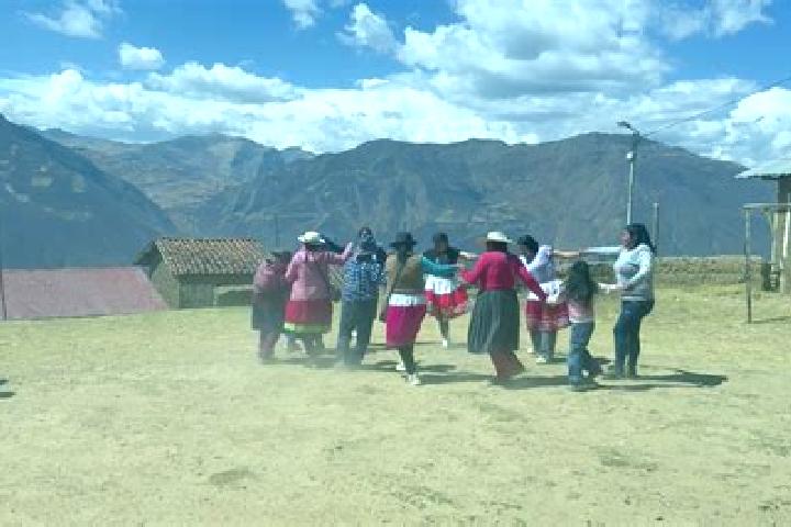 Escorts Rondobamba, Peru — Local Companions
