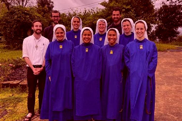 Escorts Rontignon, France — Local Companions
