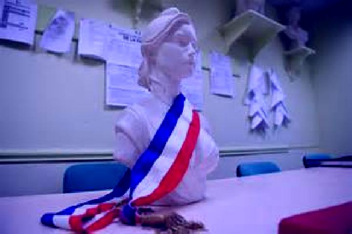 Escorts Rouvray, France — Local Companions