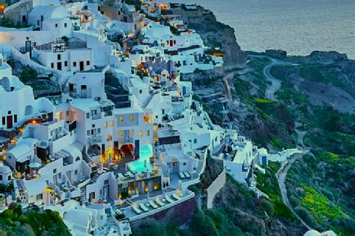 Escorts Rovies, Greece — Local Companions
