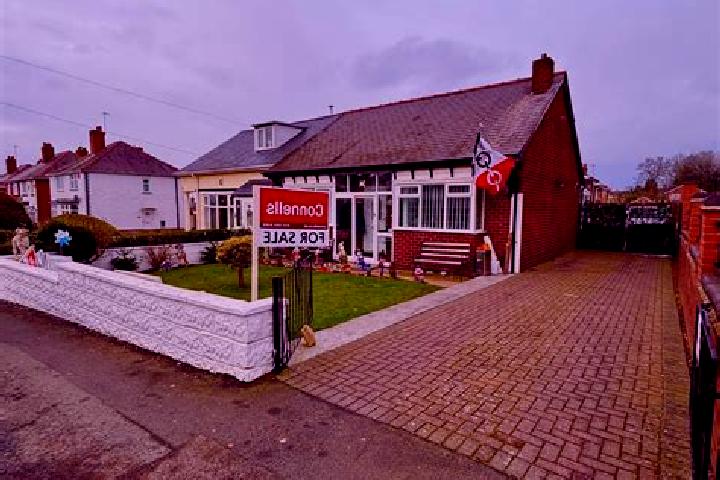 Escorts Rowley Regis, United Kingdom — Local Companions