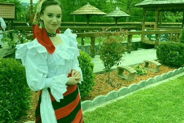Escorts Rozavlea, Romania — Local Companions