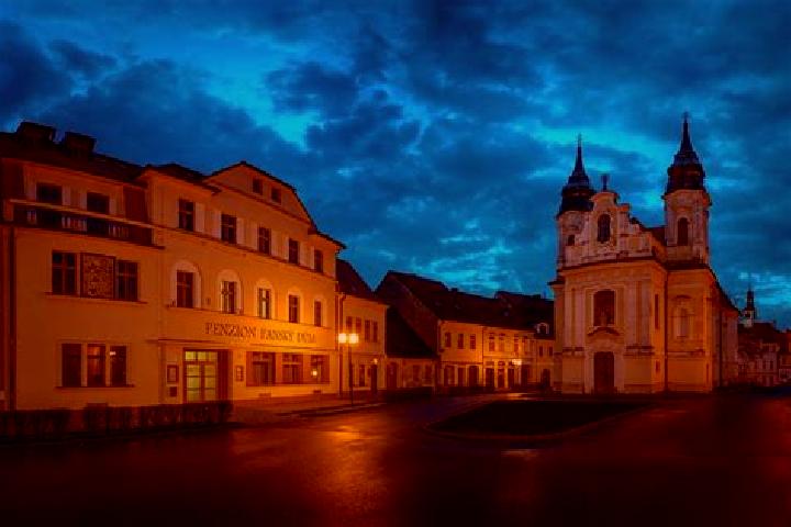 Escorts Rozmital pod Tremsinem, Czech Republic — Local Companions